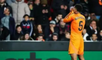 180 milhões de super-estrelas encenaram histórias