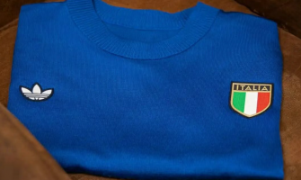 Adidas lança camisola retro da Itália