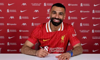 O lendário avançado de 32 anos está ansioso por conquistar a Bola de Ouro