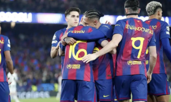 O leilão solidário de camisolas do Barcelona está a todo o vapor
