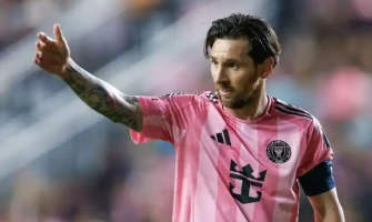 As vendas da camisola de Messi superam largamente as de Ronaldo!