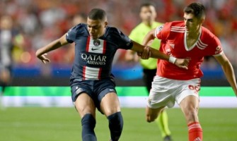 Adolescente do Benfica vira foco de atenção de gigantes