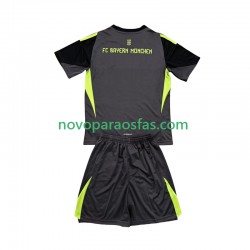 Camisolas Bayern de Munique Guarda-redes Criança Alternativo 2025-2026 Manga Curta