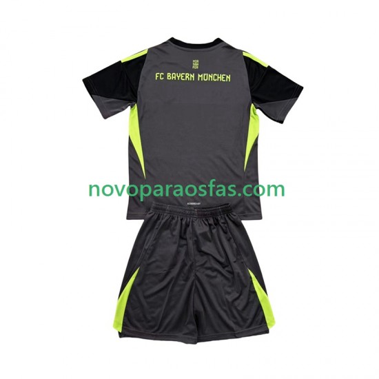 Camisolas Bayern de Munique Guarda-redes Criança Alternativo 2025-2026 Manga Curta