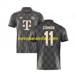 Camisolas Bayern de Munique COMAN 11 Octoberfest Homem Quarto 2024-2025 Manga Curta